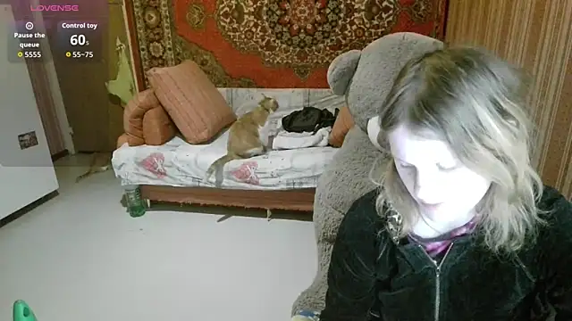 Kathlyn  Heath online show from March 16, 8:13 pm