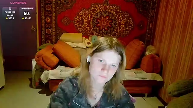 Snapshot of Kathlyn__Heath chatting on April 5, 7:44 pm Kathlyn Heath online show from April 5, 7:44 pm