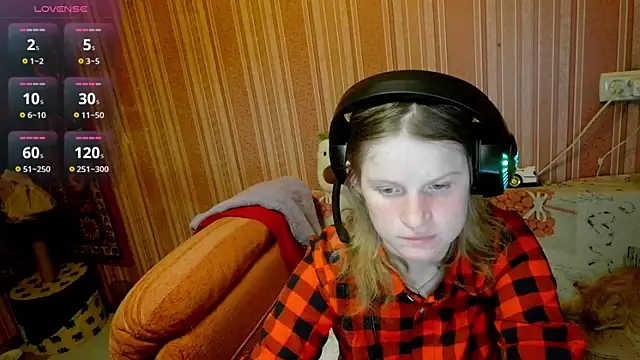 Snapshot of Kathlyn__Heath chatting on April 16, 7:03 pm Kathlyn Heath online show from April 16, 7:03 pm