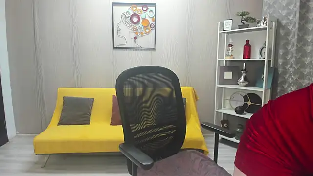 Cassandra Hotty online show from June 3, 3:31 am