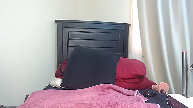 Snapshot of NIKKIE_LOVE chatting on March 9, 5:00 am NIKKIE LOVE online show from March 9, 5:00 am