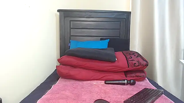 Snapshot of NIKKIE_LOVE chatting on March 19, 7:40 am NIKKIE LOVE online show from March 19, 7:40 am