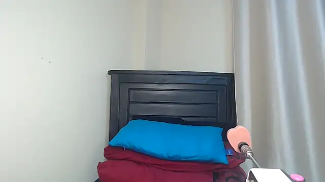 Snapshot of NIKKIE_LOVE chatting on March 23, 4:49 am NIKKIE LOVE online show from March 23, 4:49 am