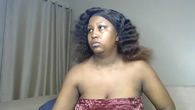 Snapshot of NIKKIE_LOVE chatting on October 14, 1:50 am NIKKIE LOVE online show from October 14, 1:50 am