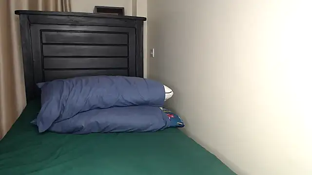 Snapshot of NIKKIE_LOVE chatting on October 28, 1:36 pm NIKKIE LOVE online show from October 28, 1:36 pm