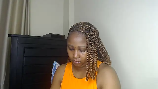 Snapshot of NIKKIE_LOVE chatting on May 7, 9:53 pm NIKKIE LOVE online show from May 7, 9:53 pm