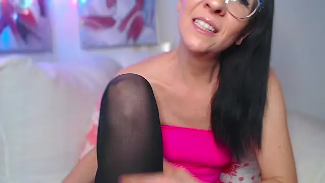 Snapshot of AshleyDark13 chatting on March 11, 5:46 pm AshleyDark13 online show from March 11, 5:46 pm