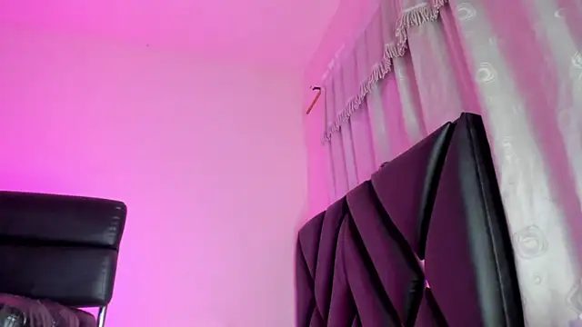 Snapshot of stephany_doll_ chatting on May 31, 3:58 am stephany doll online show from May 31, 3:58 am