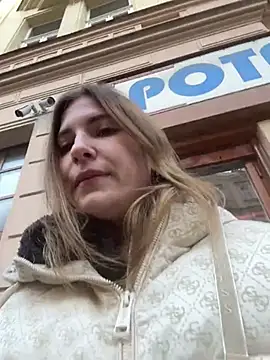 Snapshot of secretcrazy69 chatting on December 26, 11:10 am secretcrazy69 online show from December 26, 11:10 am