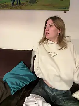 Snapshot of secretcrazy69 chatting on January 10, 4:51 pm secretcrazy69 online show from January 10, 4:51 pm