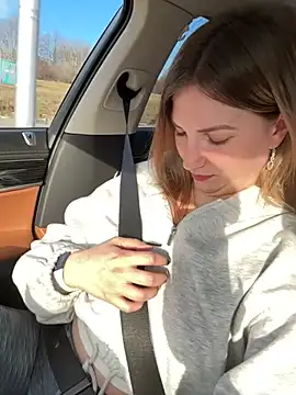 Snapshot of secretcrazy69 chatting on February 10, 1:44 pm secretcrazy69 online show from February 10, 1:44 pm