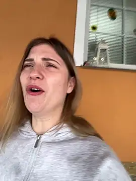 Snapshot of secretcrazy69 chatting on February 16, 7:48 am secretcrazy69 online show from February 16, 7:48 am