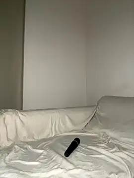 Snapshot of secretcrazy69 chatting on November 20, 3:45 pm secretcrazy69 online show from November 20, 3:45 pm