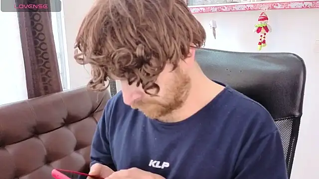 michacosio online show from November 13, 5:56 pm