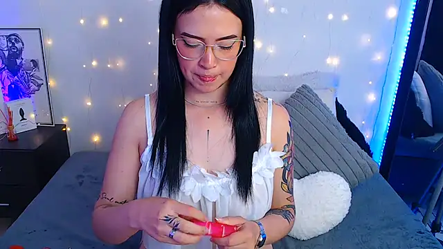 Isa Maiden1 online show from July 23, 5:22 pm