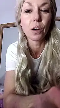 cammyquart online show from February 17, 5:15 am