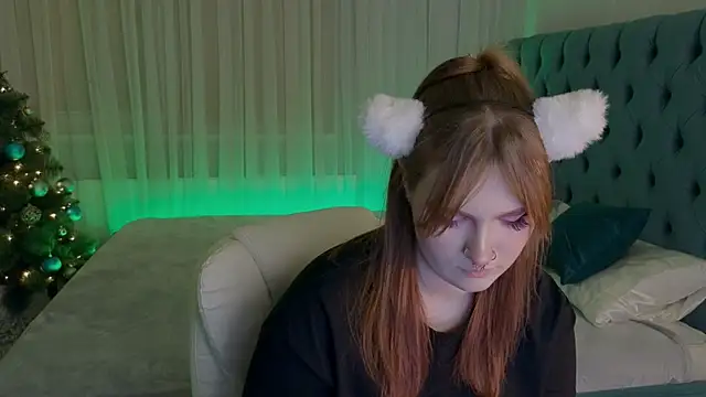  Chlo  e online show from January 22, 9:54 pm