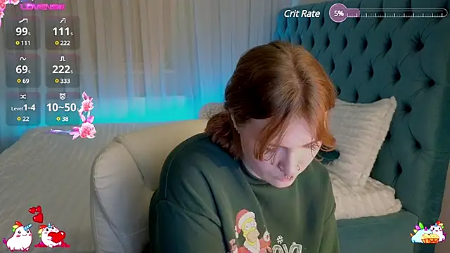  Chlo  e online show from February 1, 3:30 am