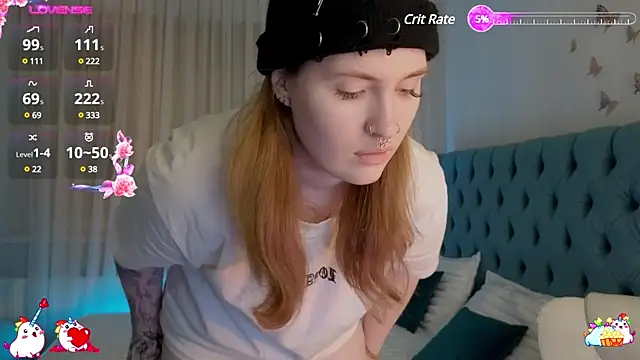  Chlo  e online show from February 3, 10:21 pm