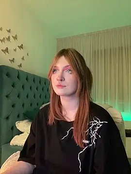  Chlo  e online show from February 23, 1:46 am