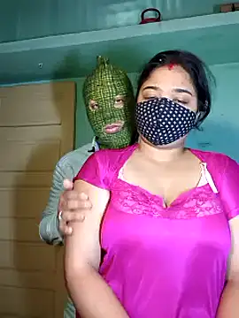 Snapshot of hotty_Sexy-couple chatting on December 26, 8:07 am hotty Sexy-couple online show from December 26, 8:07 am