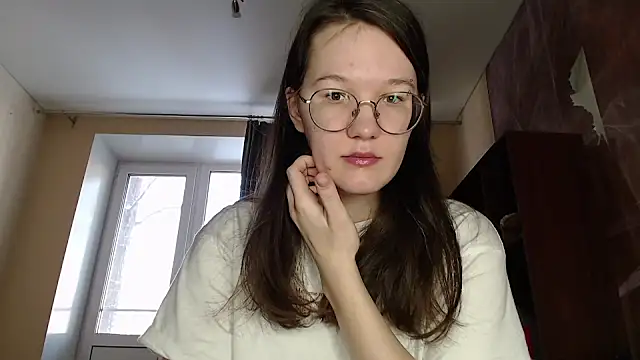 MiriamOr online show from February 8, 7:26 am