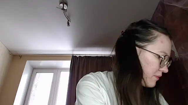 MiriamOr online show from February 26, 7:20 am