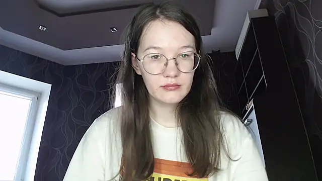 MiriamOr online show from March 10, 8:37 am