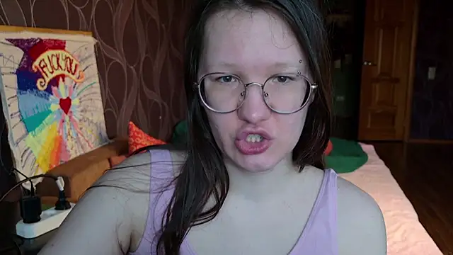 MiriamOr online show from November 10, 7:40 am