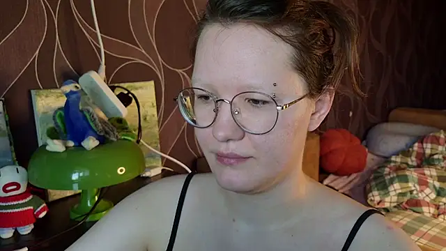 Snapshot of MiriamOr chatting on July 26, 8:32 am MiriamOr online show from July 26, 8:32 am