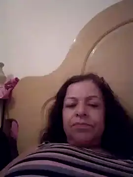 Snapshot of mariy522 chatting on January 1, 10:35 pm mariy522 online show from January 1, 10:35 pm