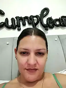 Mia Hampton online show from February 28, 5:58 pm