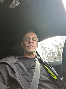 Snapshot of DarrenSullivanSlut chatting on October 16, 9:54 am DarrenSullivanSlut online show from October 16, 9:54 am