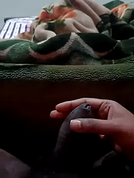 Naughtyforpussy online show from December 19, 7:43 pm