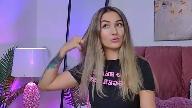 Snapshot of NicolLopeze chatting on October 10, 4:06 pm NicolLopeze online show from October 10, 4:06 pm