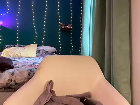 Snapshot of MistyParadiso chatting on January 19, 1:01 pm MistyParadiso online show from January 19, 1:01 pm