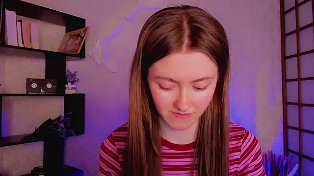 KateCuddle online show from January 15, 4:57 am