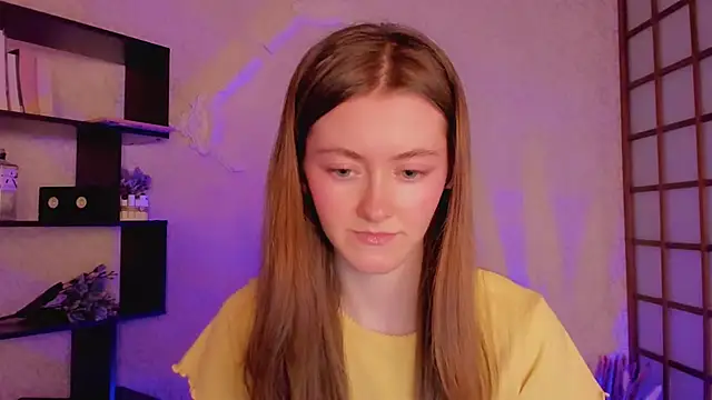 KateCuddle online show from February 3, 3:20 am