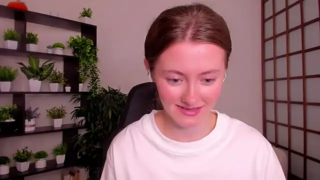 KateCuddle online show from September 26, 2:59 am