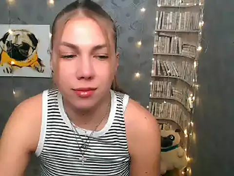 Snapshot of Sport_Tall_Doll chatting on February 1, 5:49 am Sport Tall Doll online show from February 1, 5:49 am