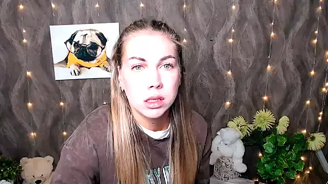 Snapshot of Sport_Tall_Doll chatting on September 9, 6:46 am Sport Tall Doll online show from September 9, 6:46 am