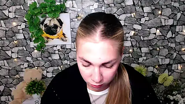 Snapshot of Sport_Tall_Doll chatting on October 7, 9:50 am Sport Tall Doll online show from October 7, 9:50 am