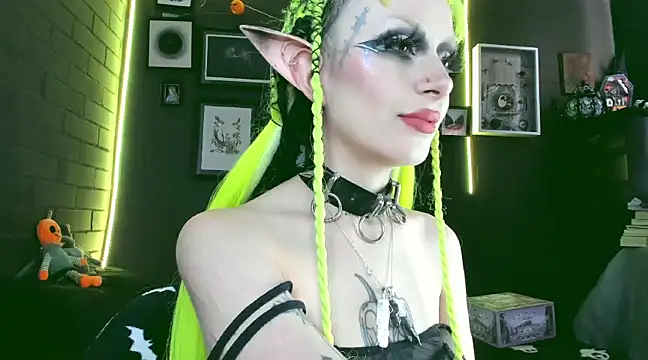 insania 9999  online show from December 9, 7:18 pm