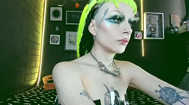 insania 9999  online show from December 20, 5:40 pm