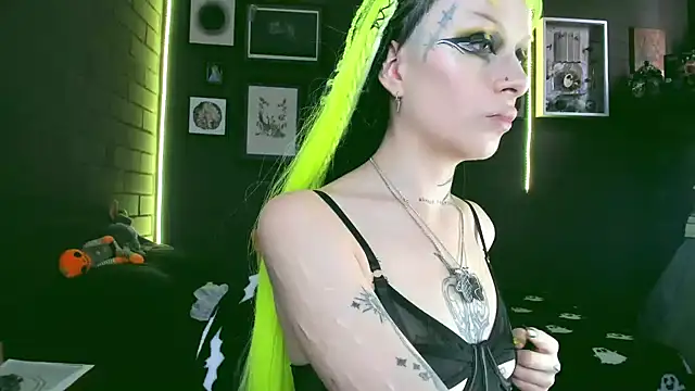 insania 9999  online show from January 29, 5:35 pm