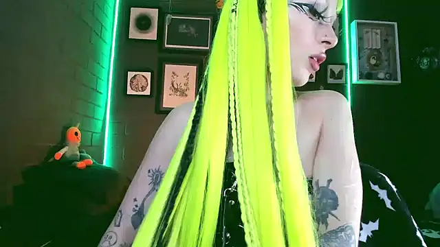 insania 9999  online show from March 14, 9:54 pm