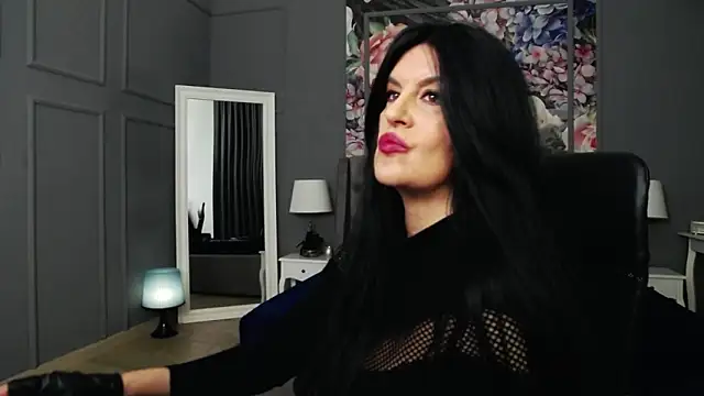 DomMelissaW online show from December 16, 11:18 pm