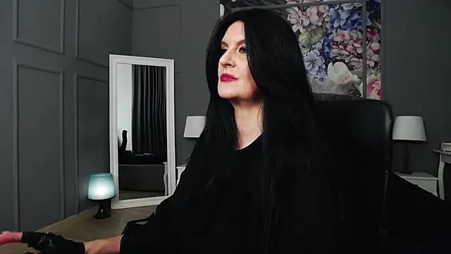 DomMelissaW online show from January 4, 10:13 pm