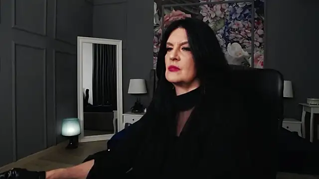 DomMelissaW online show from March 18, 9:21 pm