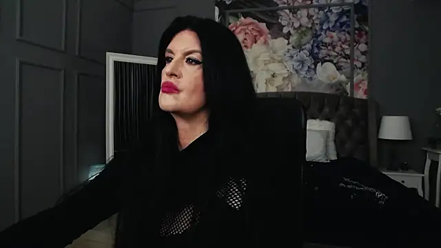 DomMelissaW online show from September 24, 5:27 pm